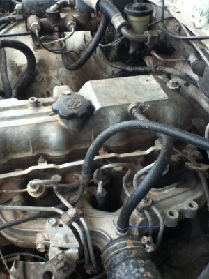 toyota hilux ln 40 4 ประตู