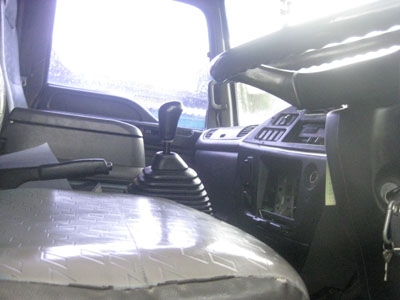 ขาย Deca Uro 2 ปี 48 หกล้อตู้สิบบานยาว 7.2 m สวยมาก โทร 088-4501277 ขาย Deca Uro 2 ปี 48 หกล้อตู้สิบบานยาว 7.2 m สวยมาก โทร 088-4501277