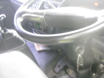 ขาย Deca Uro 2 ปี 48 หกล้อตู้สิบบานยาว 7.2 m สวยมาก โทร 088-4501277 ขาย Deca Uro 2 ปี 48 หกล้อตู้สิบบานยาว 7.2 m สวยมาก โทร 088-4501277