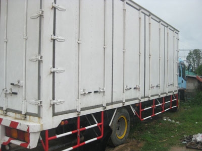 ขาย Roc 175 หกลู้ตู้สิบบานไม่มีเสายาว 7.2 m สภาพสวยพร้อมใช้ โทร 088-4501277