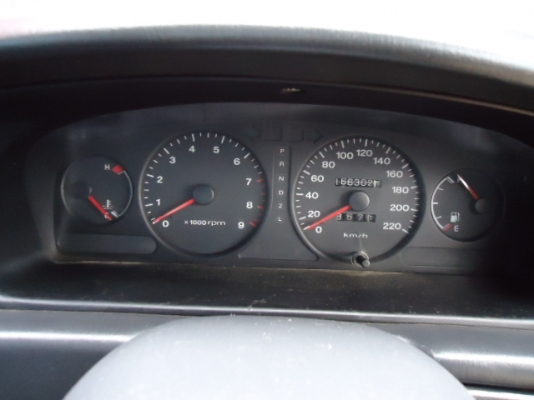 ขายรถฮุนได โซนาต้า เกียร์ออโต้ ,มีทะเบียน พร้อมเอกสารการโอน สภาพตามรูปจริงทั้งหมด