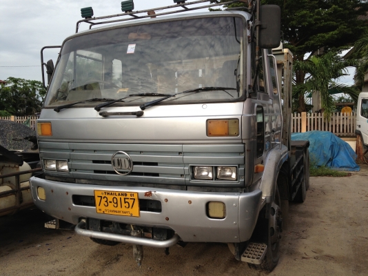 ขายรถหัวลากNissan UD ติดแก๊ส7ถัง