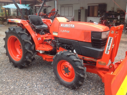 ปัญญาแทรคเตอร์มาแล้ว...จัดมาให้ครับ คูโบต้า L3408 พร้อมใบมีดตราช้าง เล่มทะเบียนพร้อม