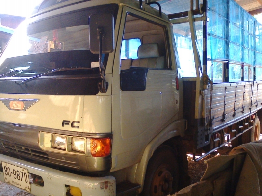 HINO FC2W 120 WO4D รุ่นซูเปอร์เสี่ย fหน้า หลัง ปี37 พร้อมคอกอย่างงาม ยาว 5.5 เมตร ภาษี57
