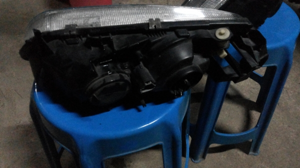 ไฟหน้านิลสันนีโอตัวแรก