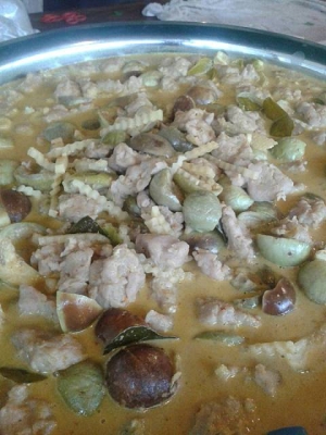 ร้านแกงป้านัน วัดศาลเจ้าปทุมธานีครับ อร่อยแบบไทยแท้ ราคาไม่เเพง