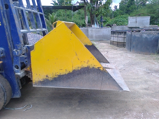 ขาย บุ้งกี้ ตัก หิน-ทราย สำหรับใส่ ฟอร์คลิฟต์