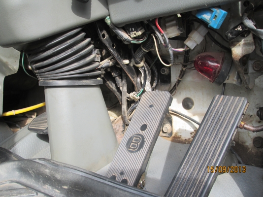 MITSUBISHI-FN-2126-M6-260แรง---ดั้ม2เพลาปี49----- MITSUBISHI-FN-2126-M6-260แรง---ดั้ม2เพลาปี49-----