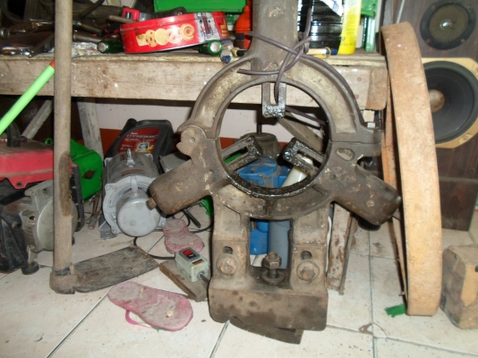 เครื่องกลึง 8 ฟุต รุ่นหนัก 100,000 สนใจสอบถาม อ้อม 0898217996