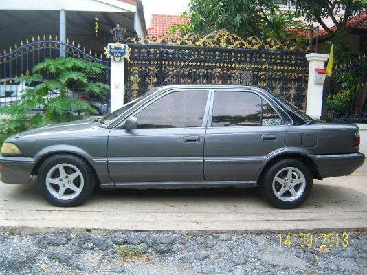 โดเรม่อน 1.6 ตัวท็อป สภาพดี ดิสเบรค 4 ล้อ ติดแก๊ส LPG