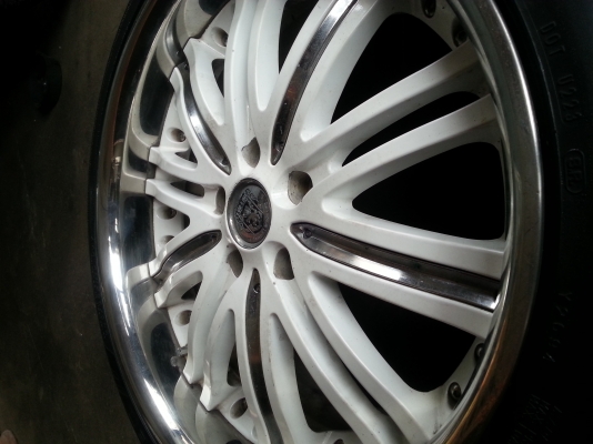 แม็กนอก 5/114 ขอบ 19 พร้อมยาง มีคู่เดียว