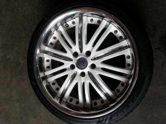 แม็กนอก 5/114 ขอบ 19 พร้อมยาง มีคู่เดียว