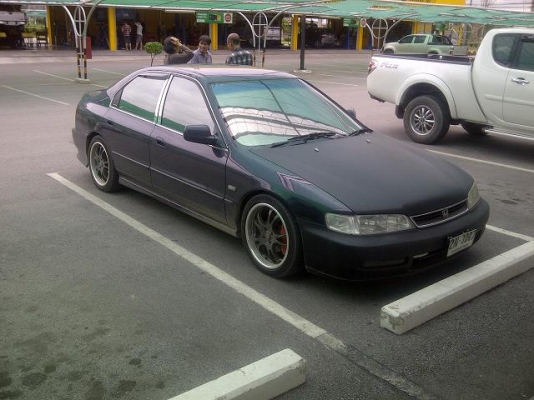 ขายaccord 2.2 vtecปี97  เกียร์ธรรมดา +lpg สีเทาดำ สภาพดีประหยัดมาก ติดต่อ 0909988677