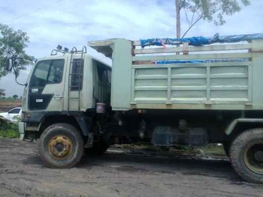 10ล้อดั้ม HINO FM3Hปี39กระจกไฟฟ้า ดั้มเสรี รถวิ่งงานอยู่ 10ล้อดั้ม HINO FM3Hปี39กระจกไฟฟ้า ดั้มเสรี รถวิ่งงานอยู่