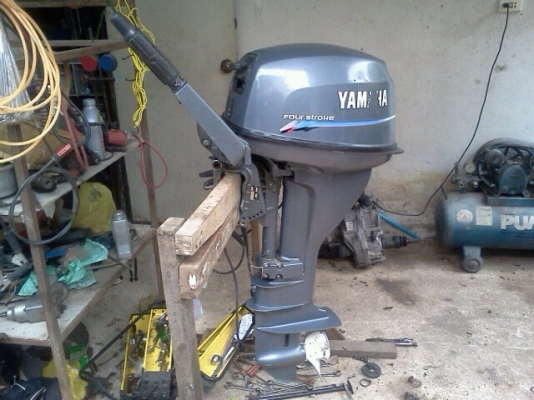 เครื่อง yamaha 9.9 ( 4 stroke)