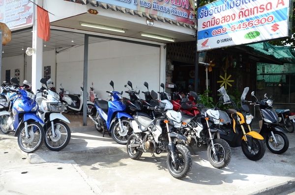 ขายมอเตอร์ไซค์ชลบุรีมือสอง มือ1 ทุกรุ่นทุกยี่ห้อ ร้านชัยวัฒน์มอเตอร์ไบค์ รถเกรด A สภาพใหม่ มีการรับประกัน