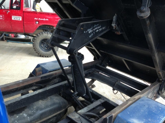 กระบะดั๊ม