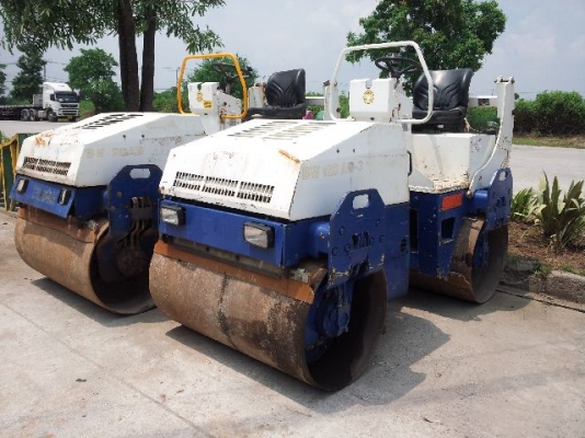 BW120AD-3 # 101170519834 : รถบดสั่นสเทือน 2.6 ตัน นำเข้าจาก UK by กุ้ง:TOS:081-3062283