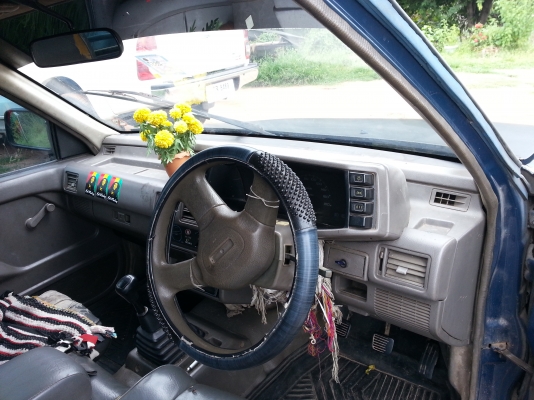 ฝากขายรถบ้าน  ISUZU  ตอนเดียว  สวย ๆ พร้อมใช้งานค่ะ