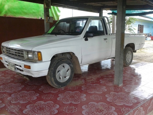 รถกระบะ TOYOTA   HERO เครื่อง 2004 สภาพพร้อมใช้  เครื่องดี  คันซีดี  สนใจโทรมาได้เลย