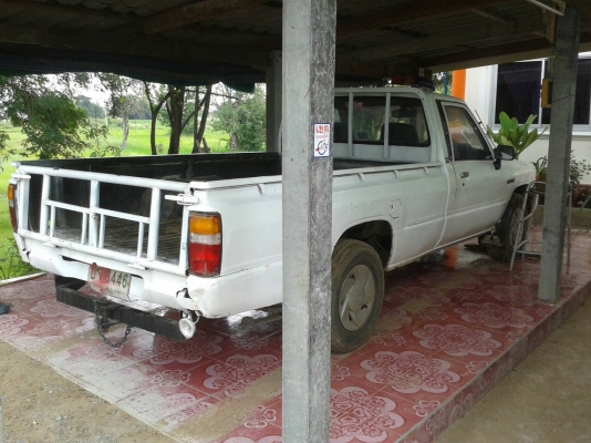 รถกระบะ TOYOTA   HERO เครื่อง 2004 สภาพพร้อมใช้  เครื่องดี  คันซีดี  สนใจโทรมาได้เลย