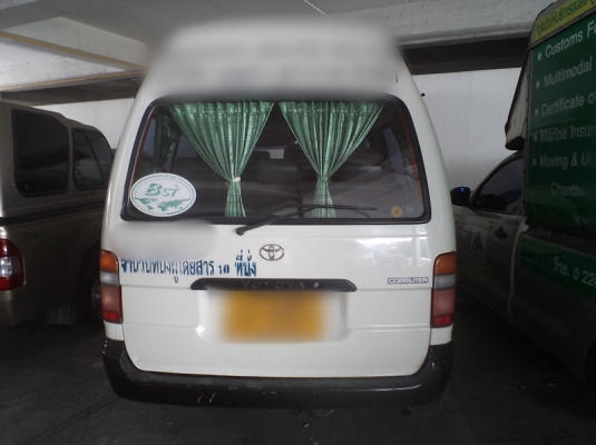 ขายรถตู้ toyota comuter ปี 2000