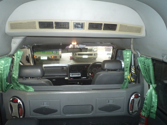 ขายรถตู้ toyota comuter ปี 2000