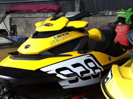 ขายด่วนSeadoo rxt255as(มีโช็ค)ใช้งานไปแค่61ชม.ราคา350000บาทเรือพร้อมใช้งาน โทร0818078080เรืออยู่สมุทรสงคราม