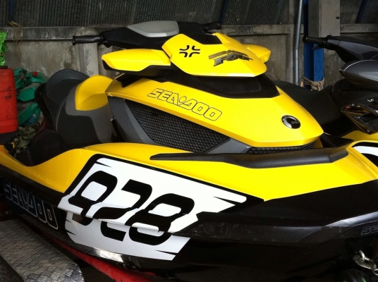 ขายด่วนSeadoo rxt255as(มีโช็ค)ใช้งานไปแค่61ชม.ราคา350000บาทเรือพร้อมใช้งาน โทร0818078080เรืออยู่สมุทรสงคราม