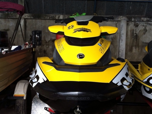 ขายด่วนSeadoo rxt255as(มีโช็ค)ใช้งานไปแค่61ชม.ราคา350000บาทเรือพร้อมใช้งาน โทร0818078080เรืออยู่สมุทรสงคราม