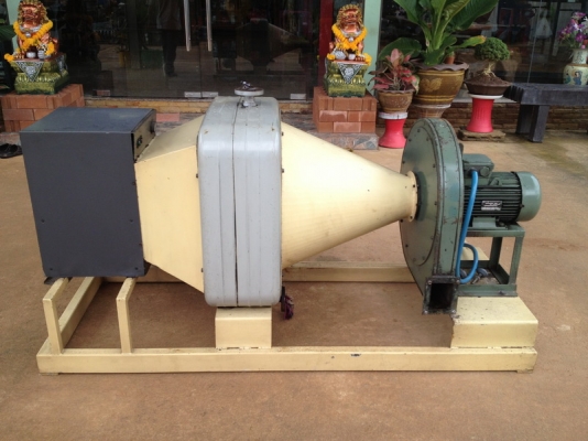 ขายโบรเวอร์ พร้อมคอยร้อนในตัว มอเตอร์ 4 แรง ใช้งานได้ปกติ