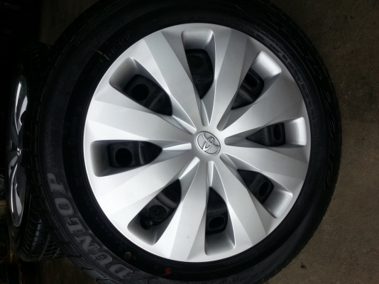 ขายล้อกระทะพร้อมยาง ถอดจากวิออส2013 ป้ายแดง วิ่งยังไม่ถึง100โล ขายล้อกระทะพร้อมยาง ถอดจากวิออส2013 ป้ายแดง วิ่งยังไม่ถึง100โล