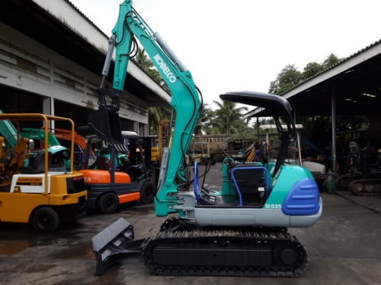 ขาย รถขุด KOBELCO  รุ่น SK035 มือสองญี่ปุ่น