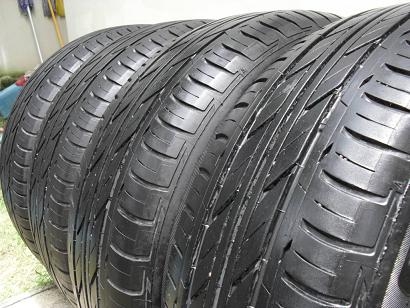 ขายยาง BRIDGESTONE ECOPIA ปี5012 2เส้น 3111 2เส้น (1ชุด) 215-60-16 ราคา 3,200