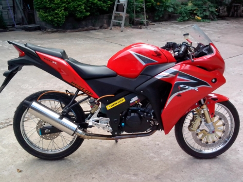 ขาย  มอเตอร์ไซด์ Honda CBR150R