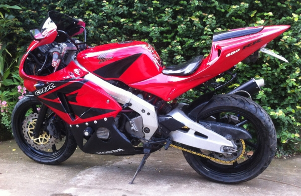 cbr 400 ปี 89 สวยมาก ของแต่งเพียบ ทะเบียนแท้ เชียงใหม่
