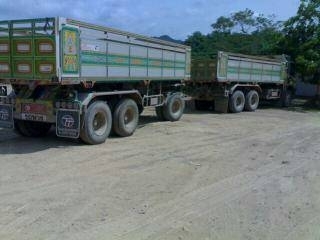 ขาย Deca 320 พ่วงดั้มพ์ ลูกสามคานแท้ รถสวย พร้อมใช้ โทร 088-4501277