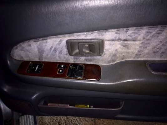 ด่วนปรับราคาใหม่ ขายรถกระบะ toyota 4x4 โทร086-0748399 หนุ่ม