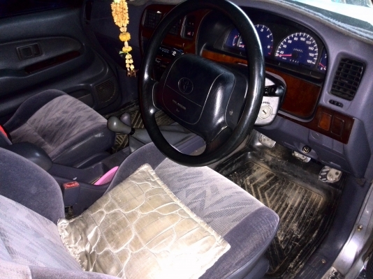 ด่วนปรับราคาใหม่ ขายรถกระบะ toyota 4x4 โทร086-0748399 หนุ่ม