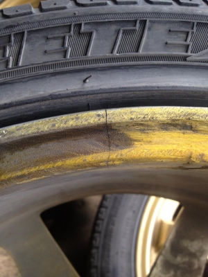 ขายล้อTE37 SL ขอบ18 กว้าง8 6รู สีทองพร้อมยาง ถูกๆ