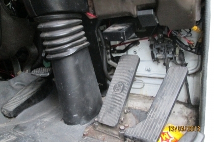 ขายหกล้อ Deca Uro2 ปี 46 ตู้สิบบาน 7.2 เมตร โทร 088-4501277 ขายหกล้อ Deca Uro2 ปี 46 ตู้สิบบาน 7.2 เมตร โทร 088-4501277