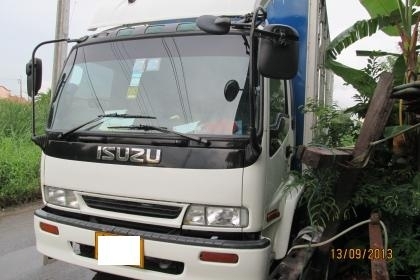 ขายหกล้อ Deca Uro2 ปี 46 ตู้สิบบาน 7.2 เมตร โทร 088-4501277