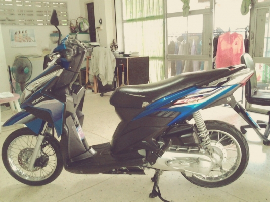 Honda Click-i ปี52 สีีน้ำเงิน-ดำ ระบบหัวฉีด ประหยัดน้ำมันครับ