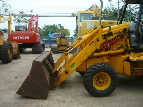 รถตักหน้าขุดหลัง JCB-SLP214 รถเก่านอก สภาพดีเยี่ยม ยังไม่เคยผ่านการใช้งานในไทย เพียง 1.35 ล้าน รถตักหน้าขุดหลัง JCB-SLP214 รถเก่านอก สภาพดีเยี่ยม ยังไม่เคยผ่านการใช้งานในไทย เพียง 1.35 ล้าน