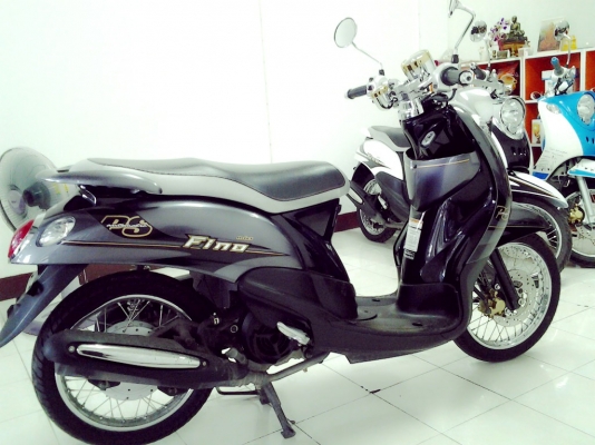 Yamaha fino ปี56 สีเทา-ดำ รถวิ่งน้อยมาก สภาพดี Yamaha fino ปี56 สีเทา-ดำ รถวิ่งน้อยมาก สภาพดี