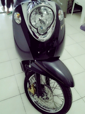 Yamaha fino ปี56 สีเทา-ดำ รถวิ่งน้อยมาก สภาพดี Yamaha fino ปี56 สีเทา-ดำ รถวิ่งน้อยมาก สภาพดี