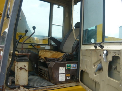 รถขุด Komatsu PC120-3 รถเก่านอก นำเข้าจากญี่ปุ่น พร้อมลุยงาน 091 695-6445 รถขุด Komatsu PC120-3 รถเก่านอก นำเข้าจากญี่ปุ่น พร้อมลุยงาน 091 695-6445