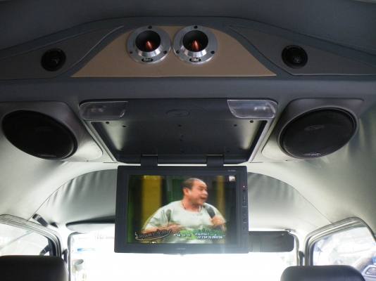 รถตู้ให้เช่า+คนขับ