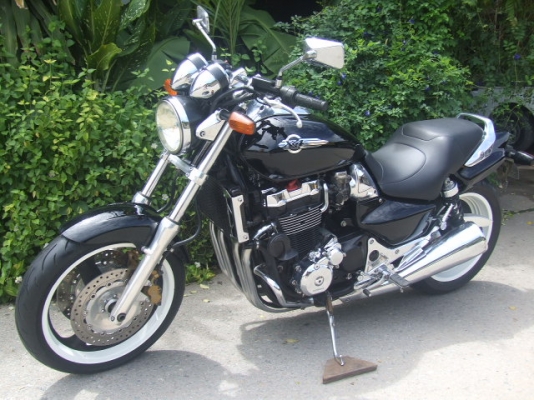 honda X4 1,300cc. เ้ก็บงานใหม่ สีใหม่ รถสวยกริ๊บๆ <<สรรพสามิต>>