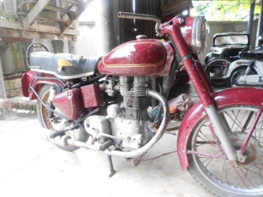 ขายหรือแลก royal enfield 48000 บาท ขายตามสภาพ 089-8320100